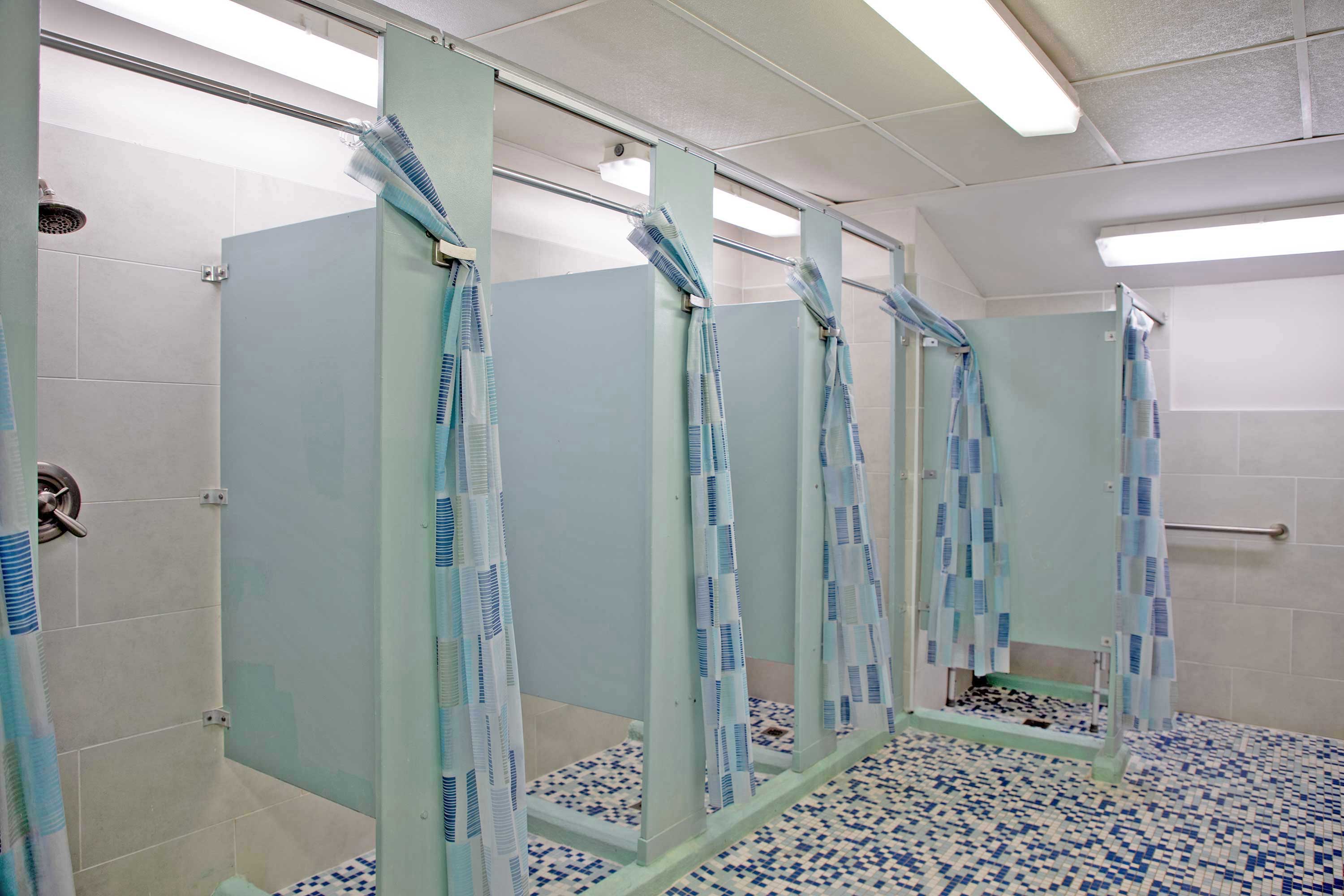 Cabanas at Kaneohe Bay Bathrooms