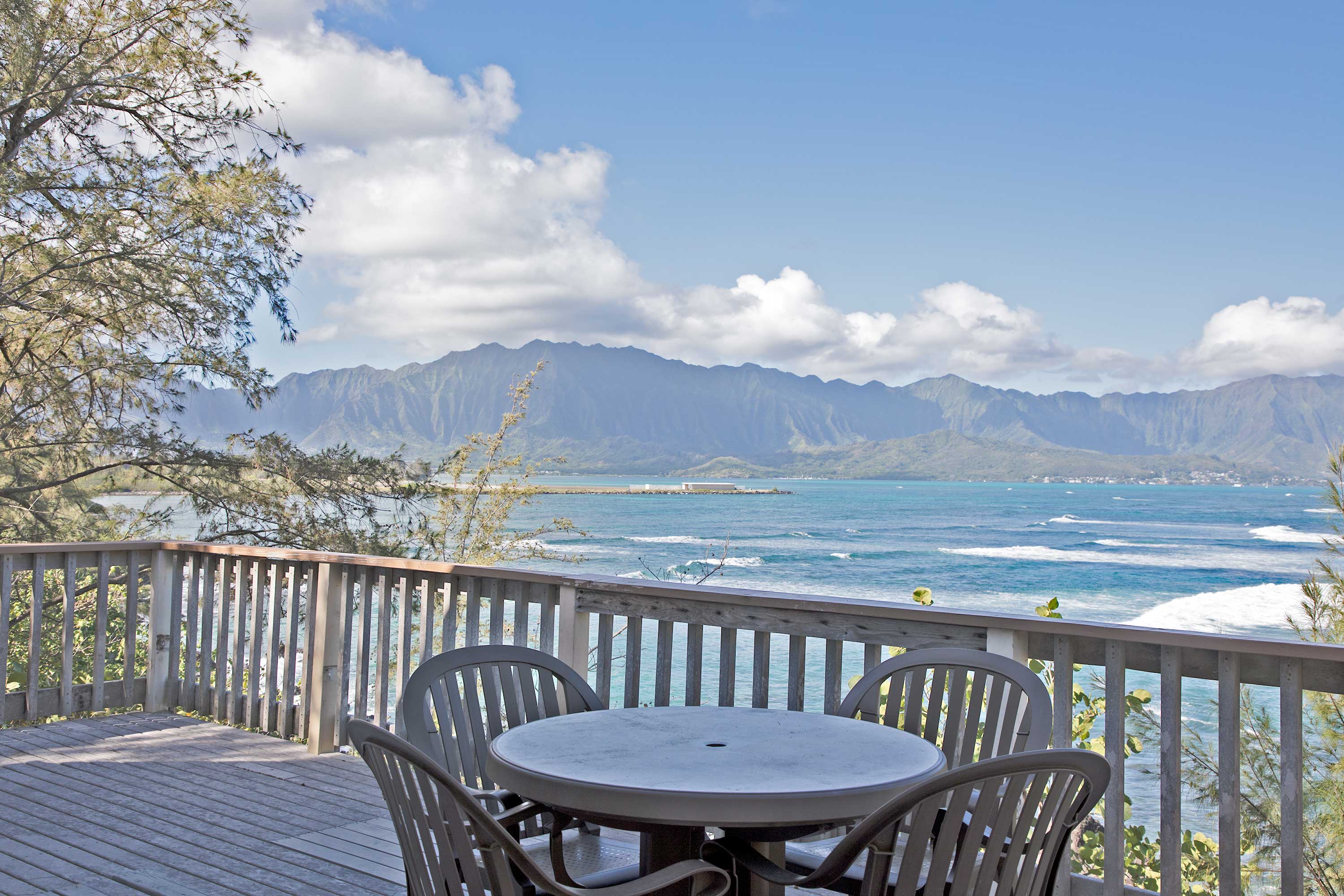 Beach Cottages Patio Deck